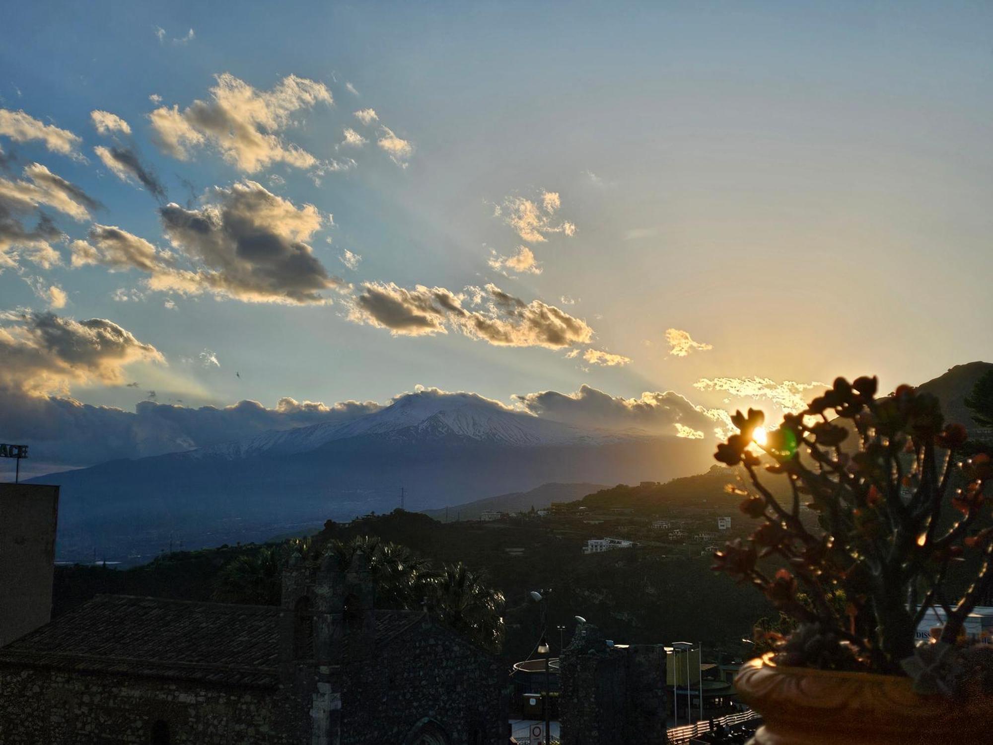 Casa Rando Mary'S House Apartment Taormina Exterior photo